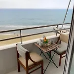 Seaview Lárnaca