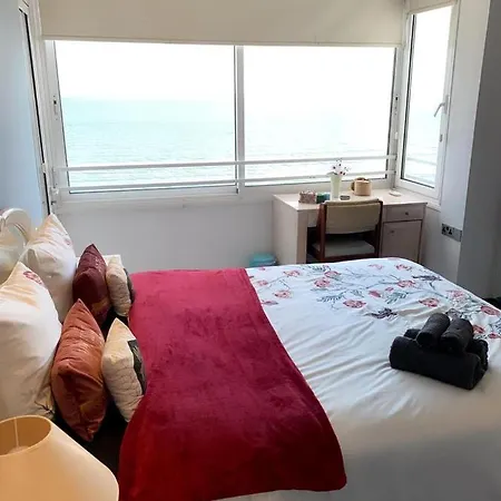 Seaview * ラルナカ