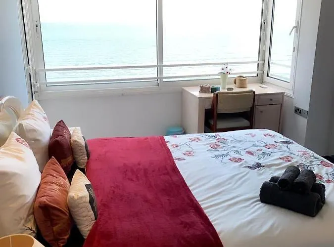 Seaview * Λάρνακα