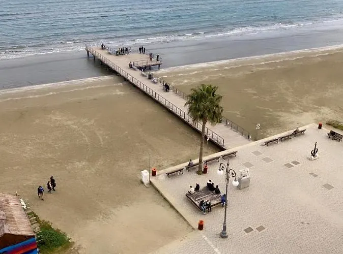 Δωμάτια σε οικογενειακή κατοικία Seaview Λάρνακα