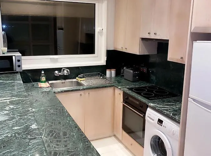 Seaview Δωμάτια σε οικογενειακή κατοικία Λάρνακα